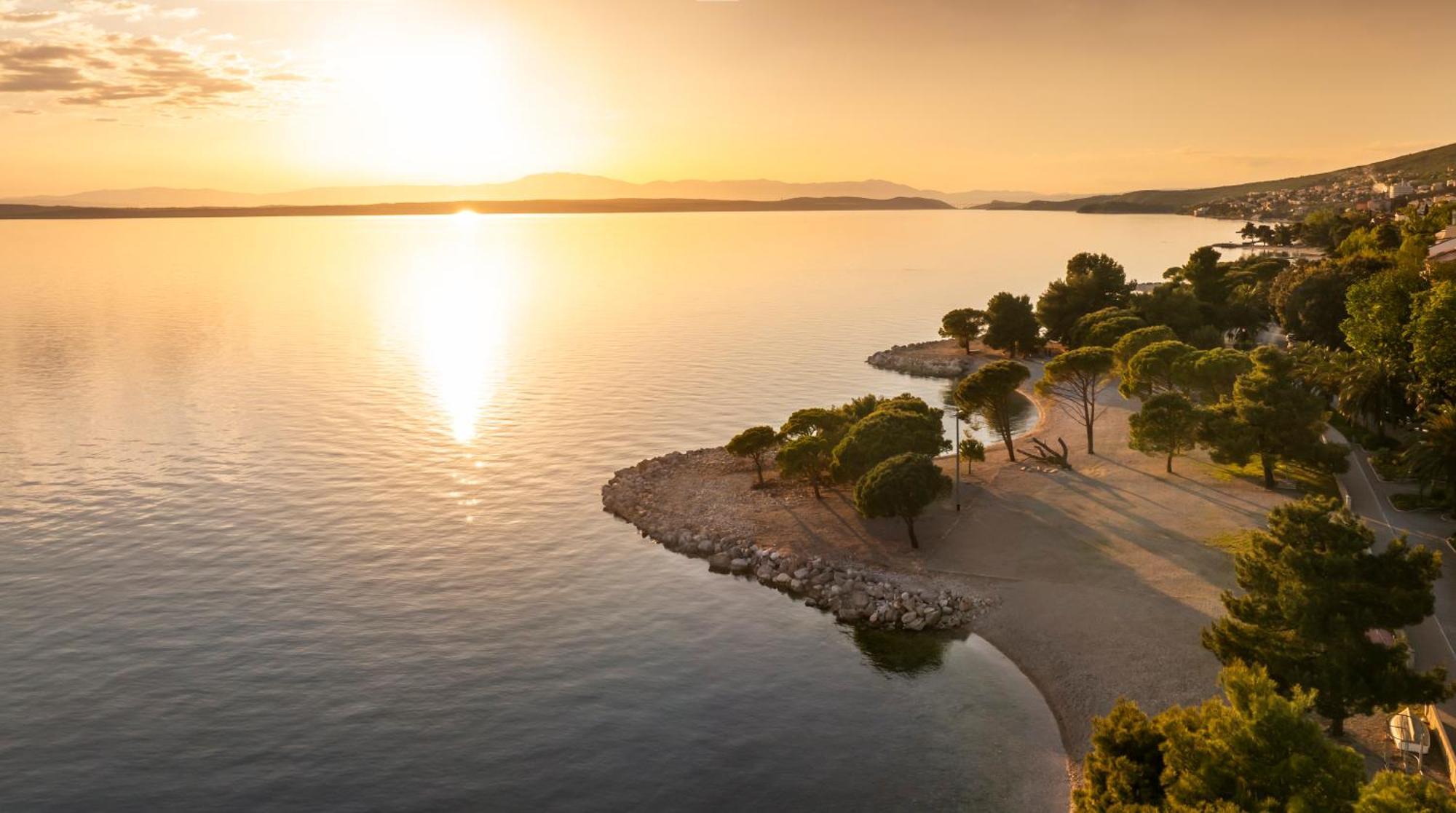 Aminess Younique Narrivi Hotel Crikvenica Ngoại thất bức ảnh