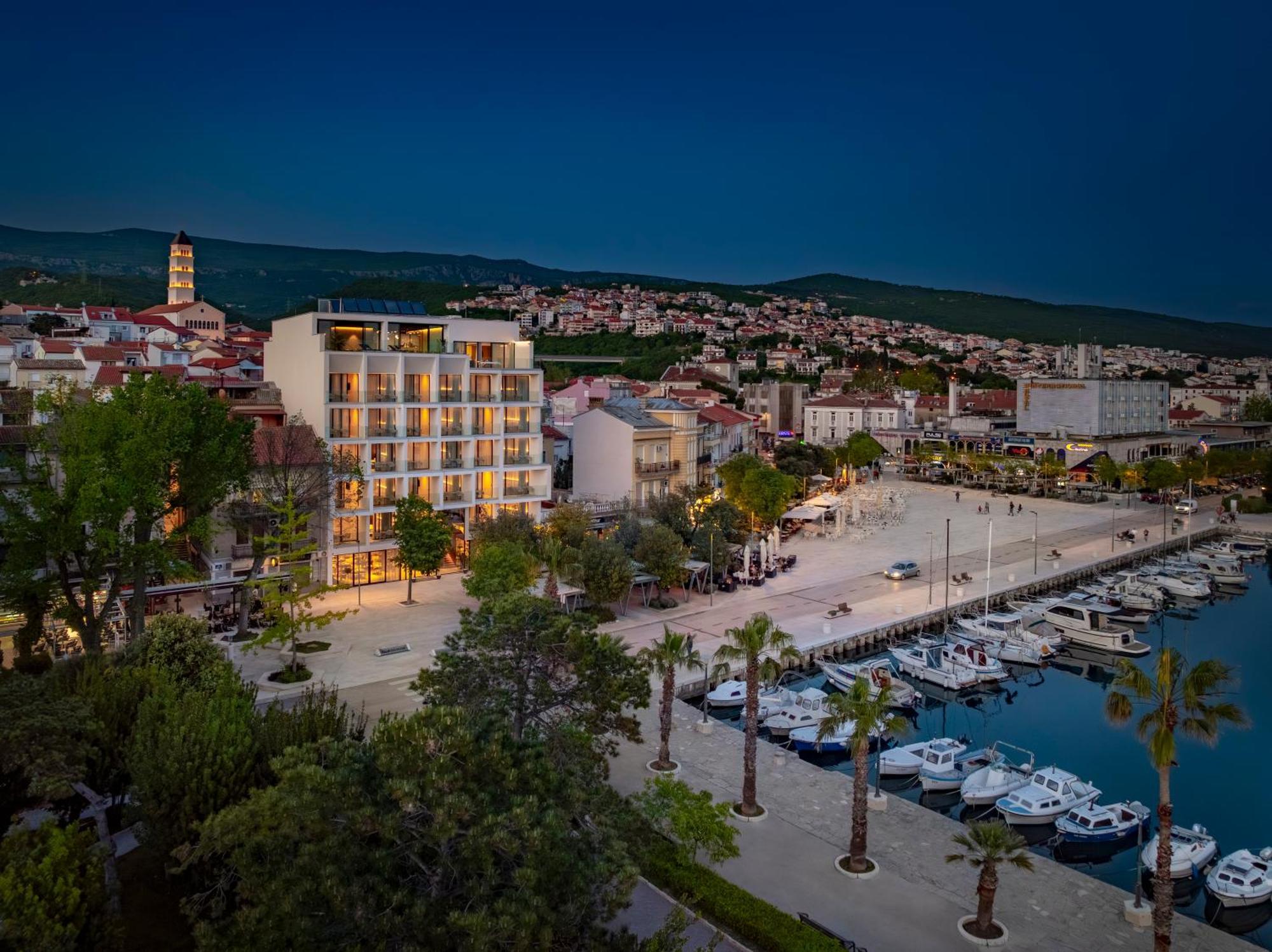 Aminess Younique Narrivi Hotel Crikvenica Ngoại thất bức ảnh